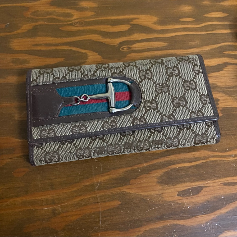 Gucci wallet